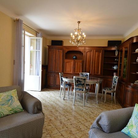 Parc Louisa - Appartement D'Epoque Avec Jardin Et Parking 4 Personnes Le Port De Nisa Exterior foto
